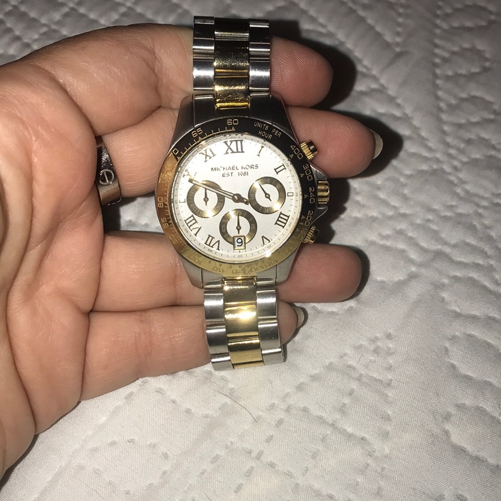 Michael Kors Two-toned Watch!